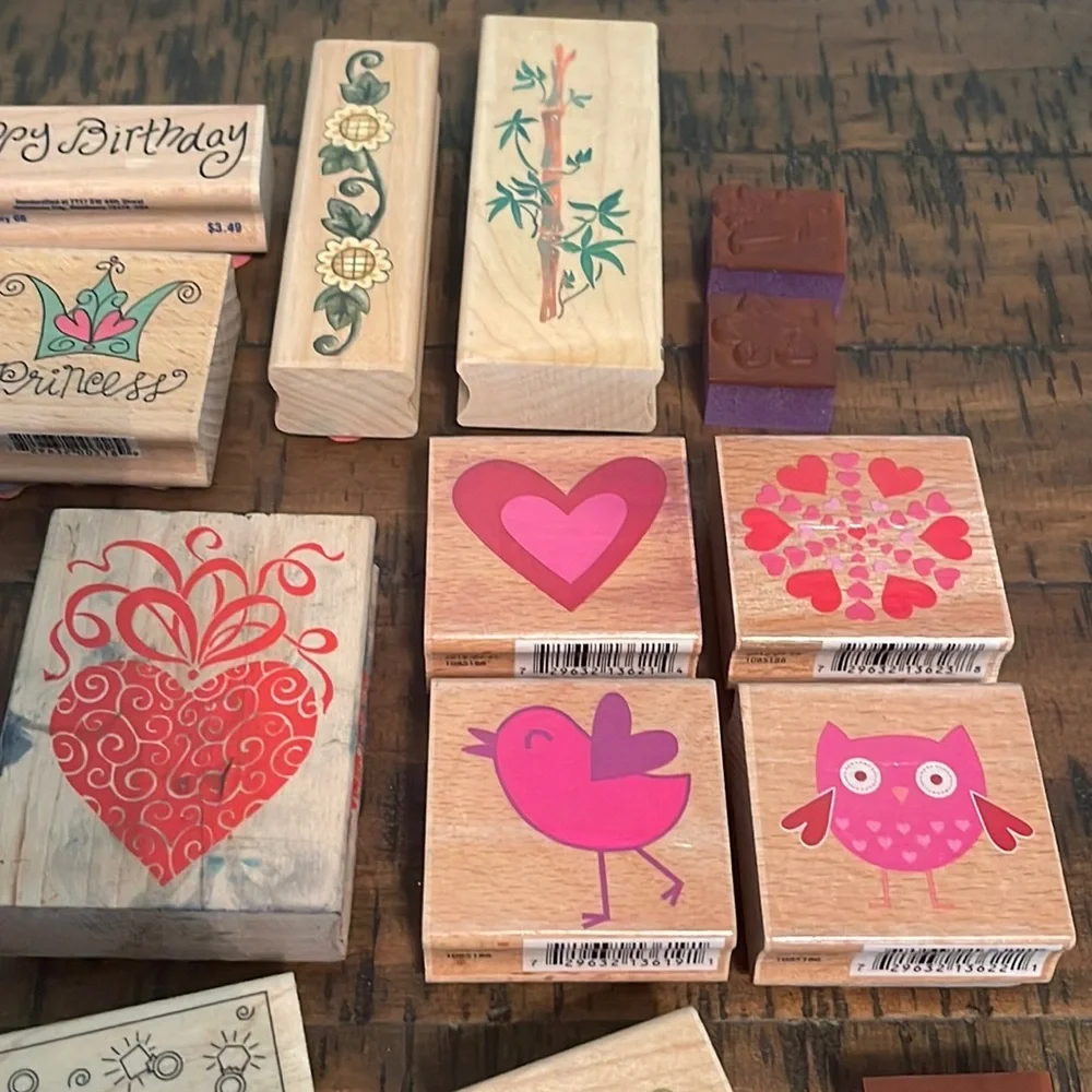 48 Rubber Stamps: Various Themes, Sayings & Florals